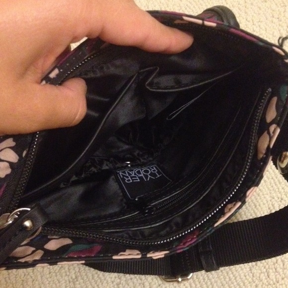 Tyler Rodan crossbody bag - Picture 3 of 4