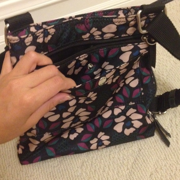 Tyler Rodan crossbody bag - Picture 4 of 4