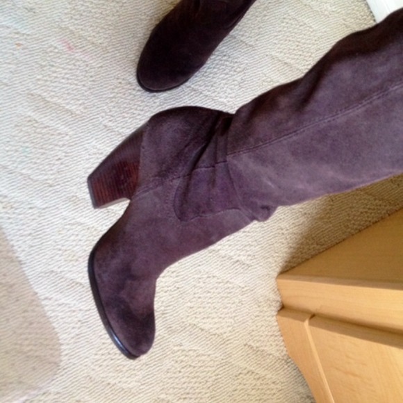 Carlos by Carlos Santana suede brown heeled boots - Picture 4 of 4