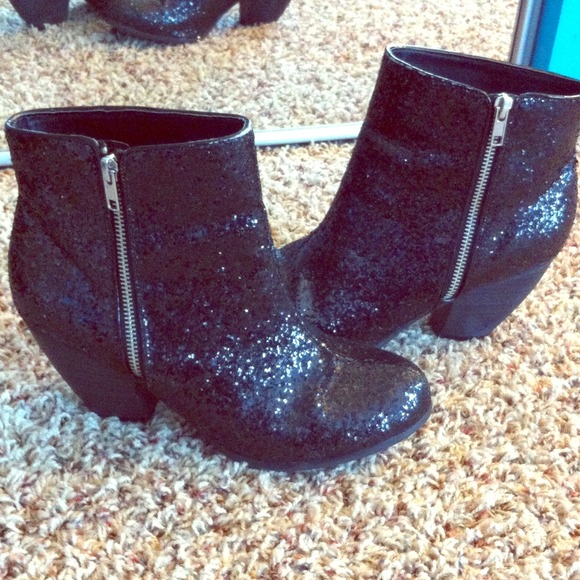 Bke Shoes