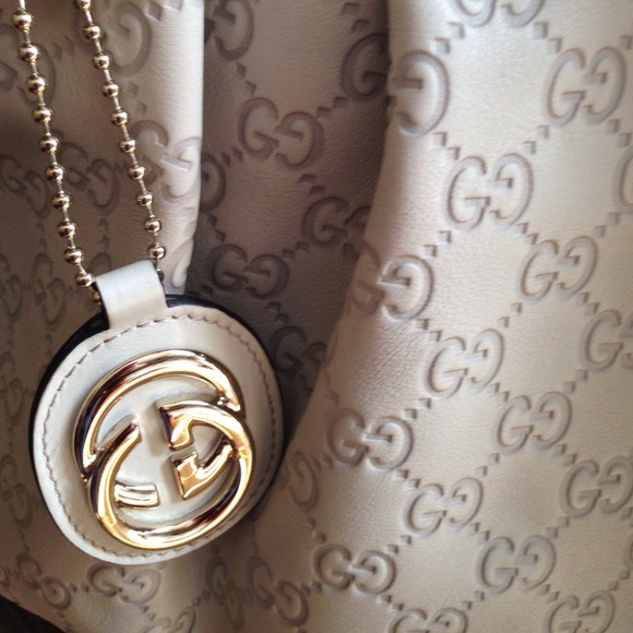 Gucci Bag Authentic White Purse - Picture 9 of 15