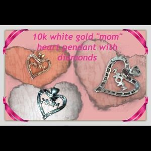 💥SOLD💥"Mom" 10k white gold 💥SOLD💥