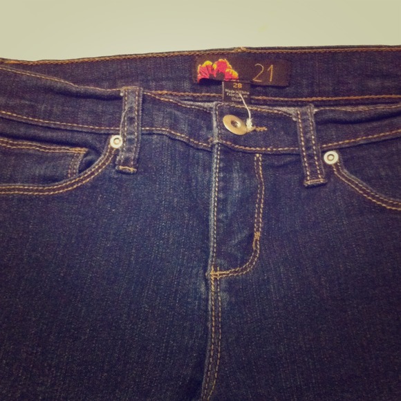 Forever 21 denim style skinny jeans