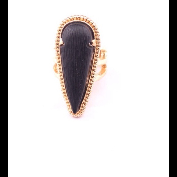 Black Stone ring - Picture 2 of 3