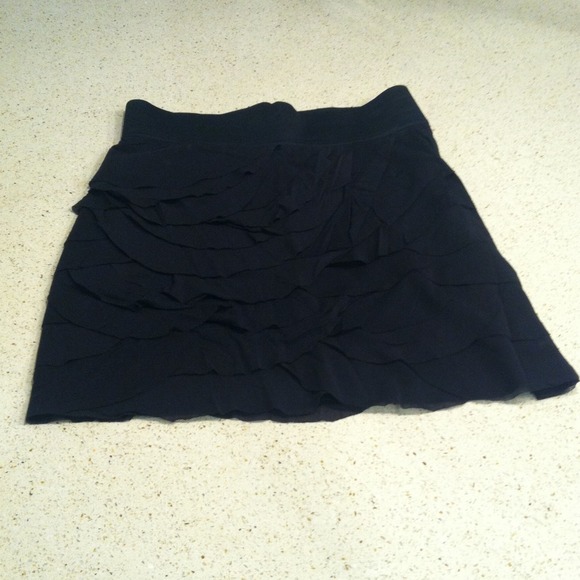 ❌RESERVED❌ Express black ruffled skirt