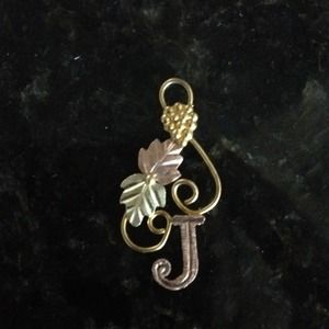 Gold J 10k charm