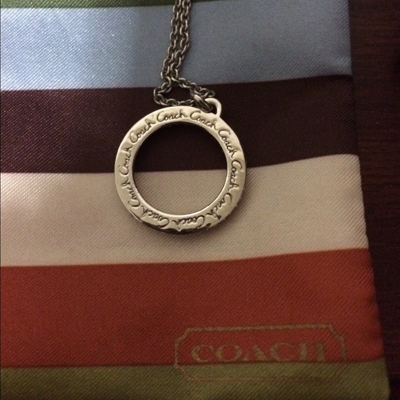 SOLD - COACH PAVE OPEN CIRCLE PENDANT NECKLACE - Picture 4 of 4