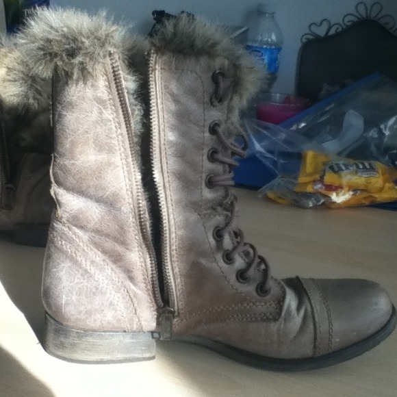 Steve Madden boots - Picture 2 of 4