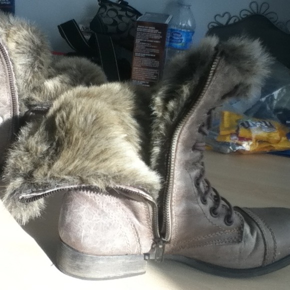 Steve Madden boots - Picture 3 of 4