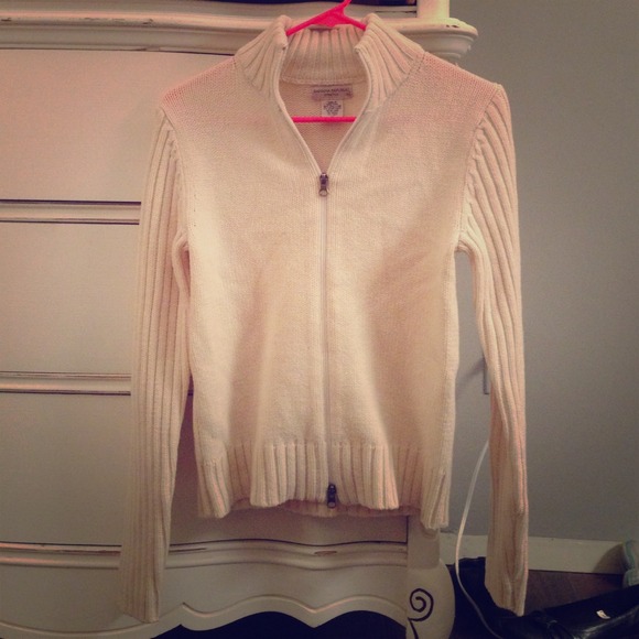 Banana Republic cream sweater