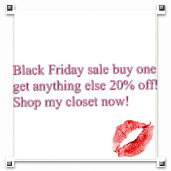 💁💁💁 SALE Buy one item get the next item 20% off