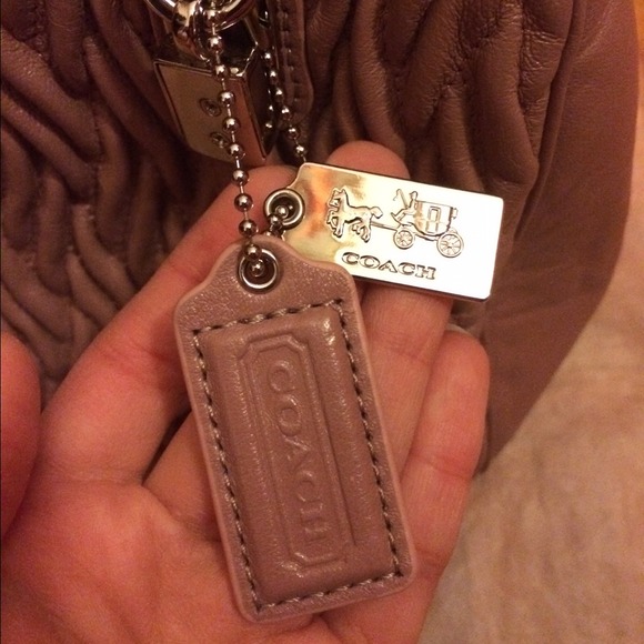 SOLD - COACH MADISON MINI SATCHEL GATHERED TWIST - Picture 4 of 4