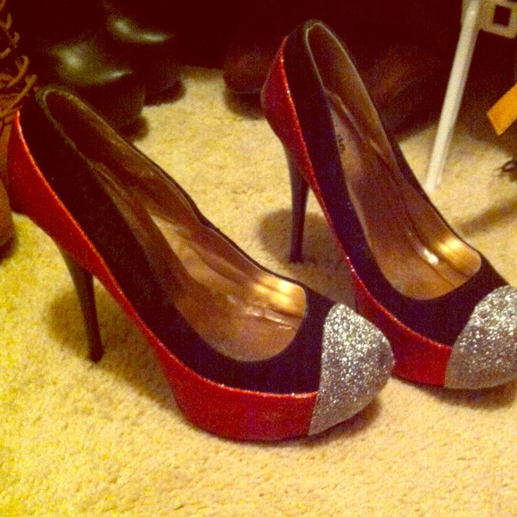 😍Sexy glittery pumps