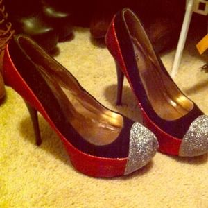 😍Sexy glittery pumps