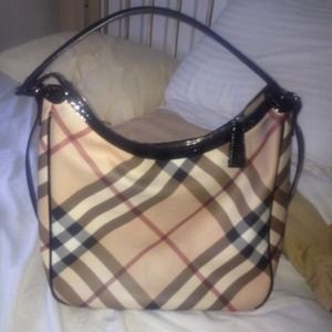 🎈REDUCED 🎉 Burberry handbag