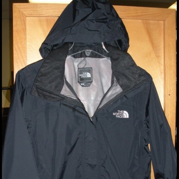 North face wind breaker large