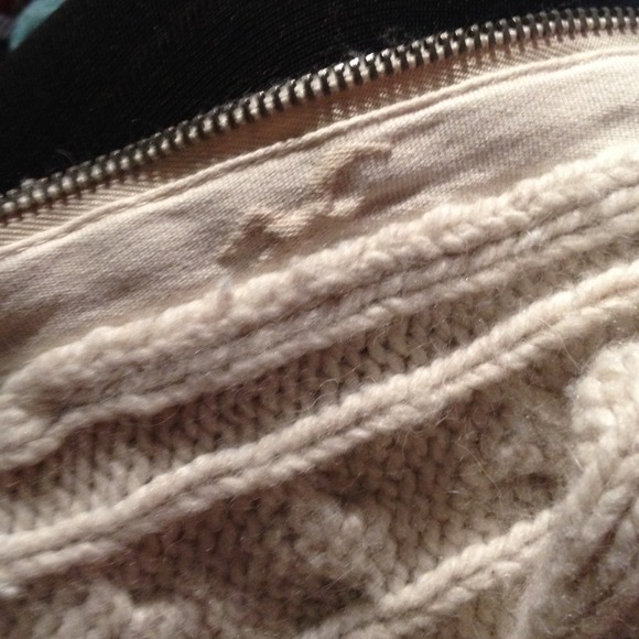 SOLD OFFLINE - Picture 3 of 4