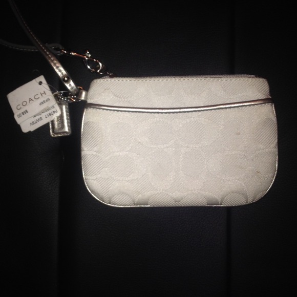 💯Authentic coach wallet - Picture 1 of 1
