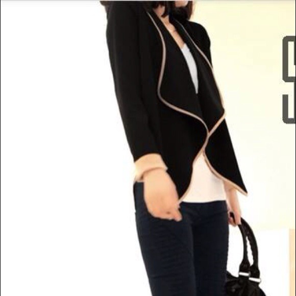 {SOLD} Korean style soft jacket - Picture 2 of 3