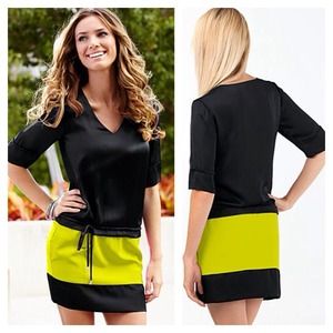 Color block v-neck dress size 6