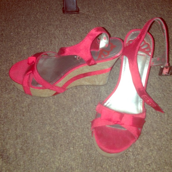 Fergalicious red cork wedge