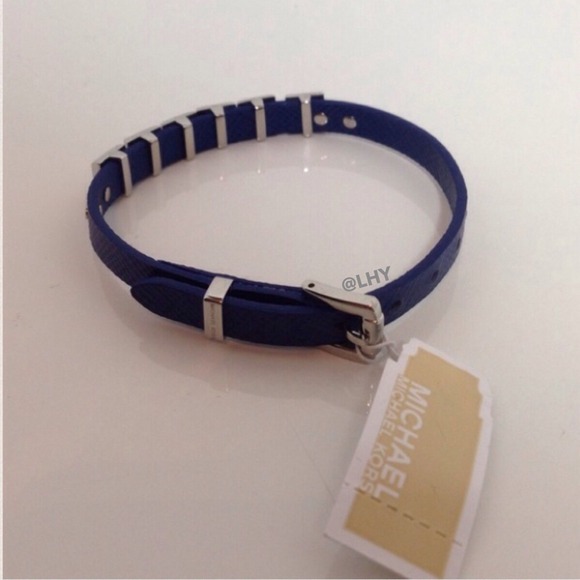 Michael Kors Pyramid-Stud Saffiano Bracelet - Picture 2 of 4