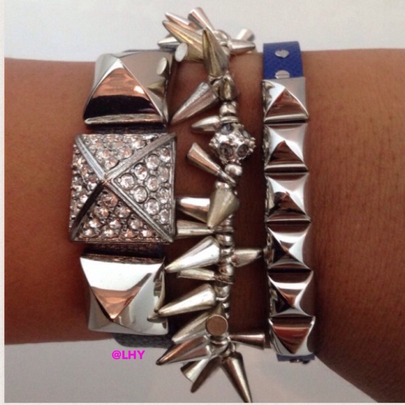 Michael Kors Pyramid-Stud Saffiano Bracelet - Picture 3 of 4
