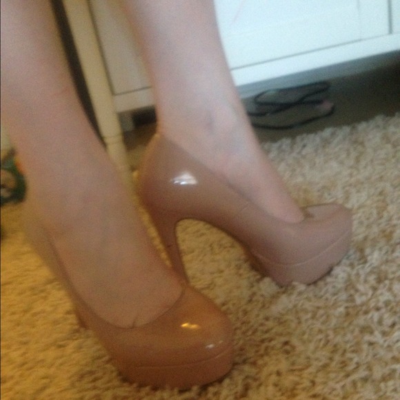‼️SOLD on Vinted‼️nude stilettos - Picture 3 of 4