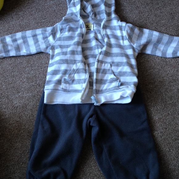 Carter's boys outfit