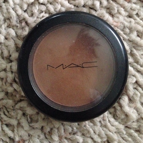🔮SOLD🔮 M•A•C Blush in Blunt