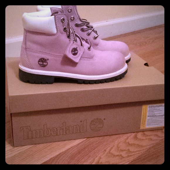 ✨PRICE REDUCED✨ Timberland Boots