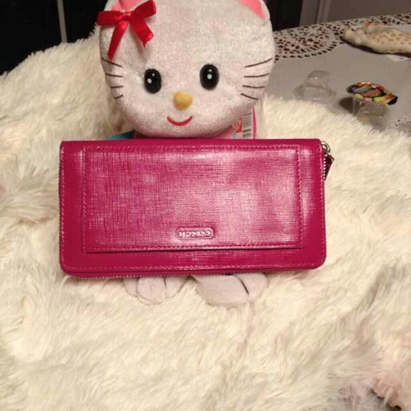 SOLD OUT COACH BRAN NEW with tag