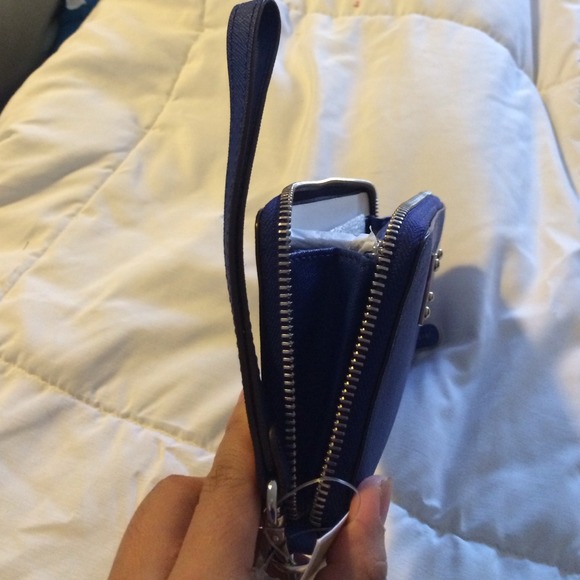 Sold!!! - Picture 3 of 4