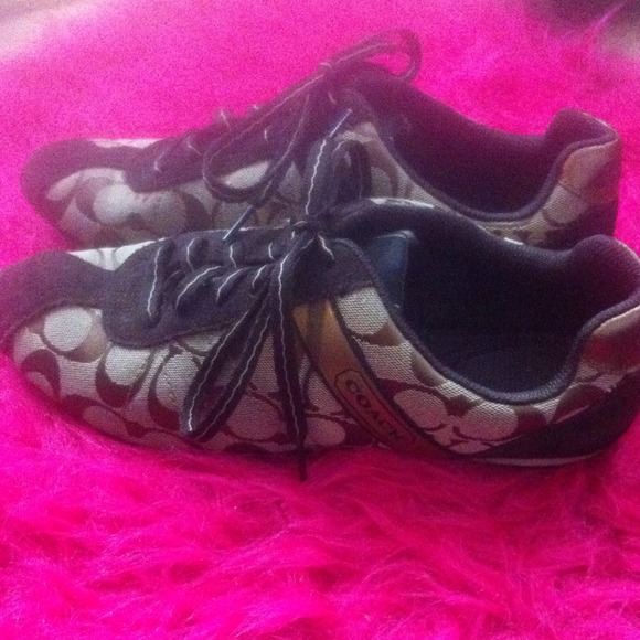 Women's coach shoes!