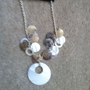 NWT Shell Necklace