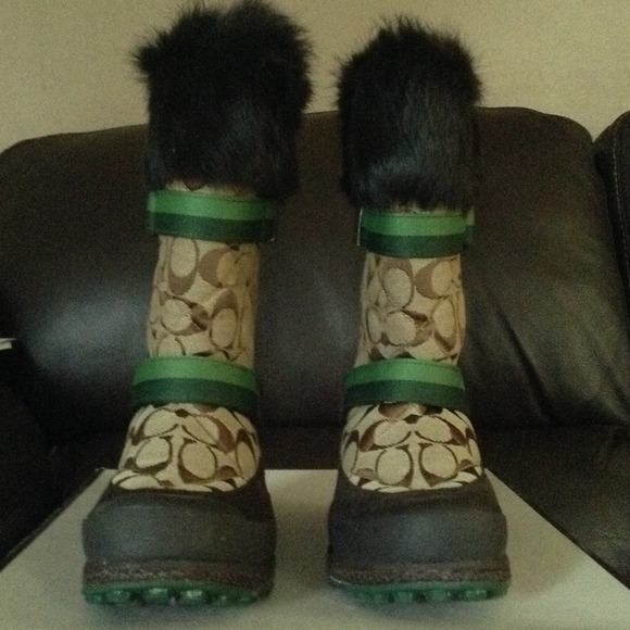 Coach boot