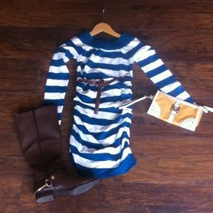 Long sleeved sweater or dress