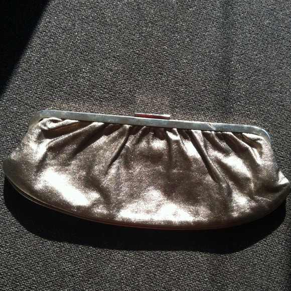 Bronze-color soft leather clutch. Sleek & stunning - Picture 1 of 4