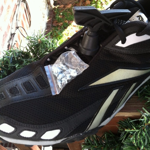 REEBOK TRACK - Picture 3 of 4