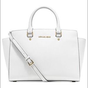 💢💢$215💢💢Michael Kors Selma tote!!