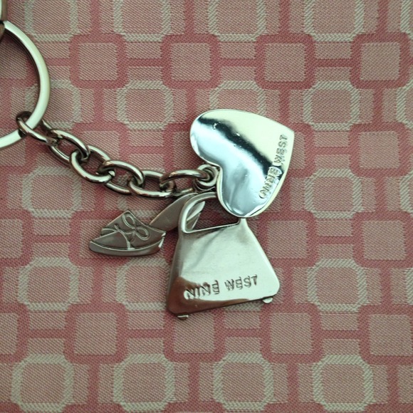 Patterned Purse - Picture 2 of 2