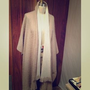Vintage mohair wool sweater cape!