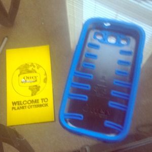 Otterbox samsung 3s case