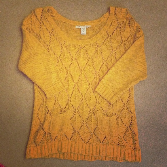 American Rag Sweaters - 🎉 HP- Beautiful yellow Sweater
