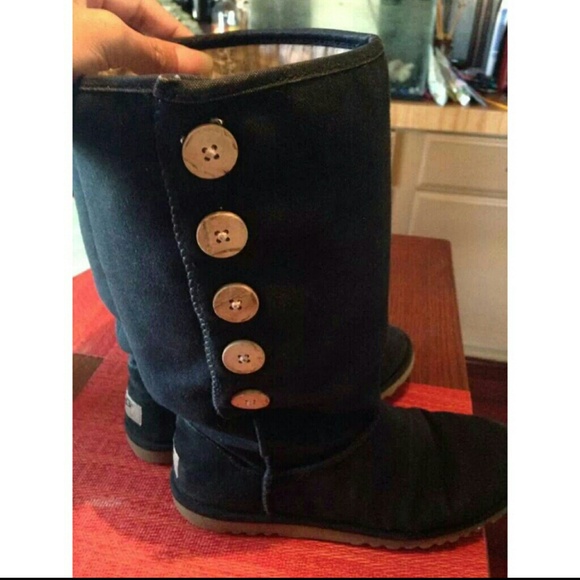 ******Traded*****Ugg size 6