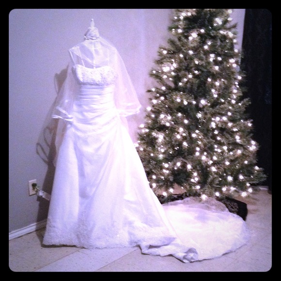 🚫SOLD🚫Mari Lee by Madeline Gardner wedding dress