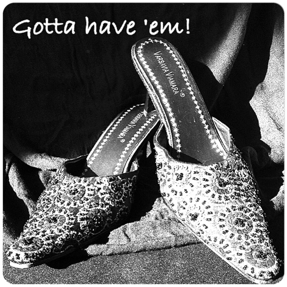 ⬇️REDUCED⬇️Varsavia Viamara Mules