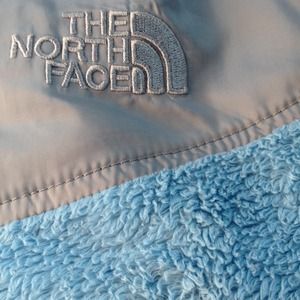 North face jacket size xl in girls.