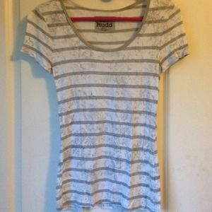 🔴Vintage looking tshirt