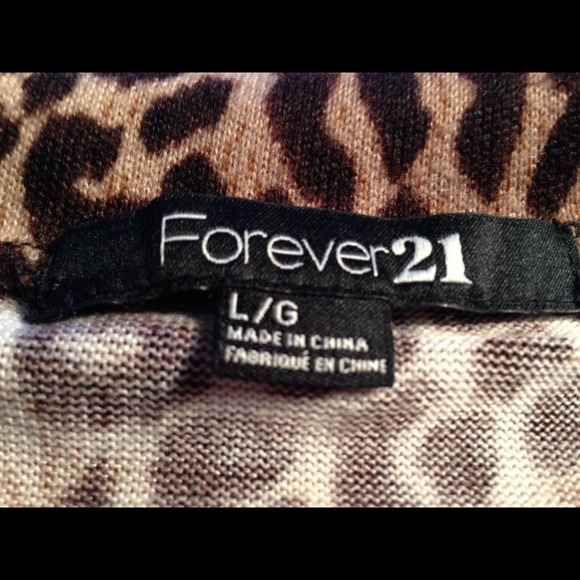 ⚡️Reduced Leopard Print Skirt⚡️ - Picture 3 of 3